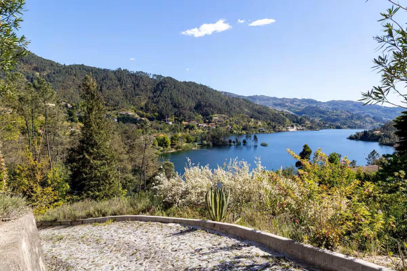 Geres Mountain Lake Views By Geres Casas Eksteriør billede